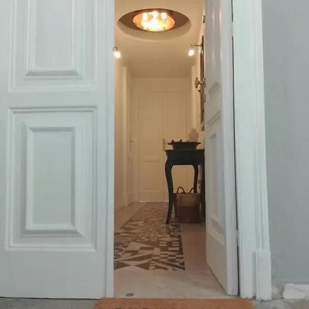 Deja Vu *